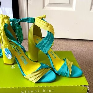 STRAPPY TWO-TONED GIANNI BINI HEELS